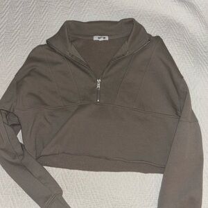 Garage cropped quarter zip